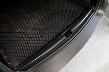 На порожек багажника без скотча Renault Duster (2015-)