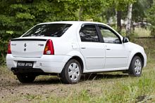 Renault Logan 2004—2010 лип-спойлер глянец (под покраску)